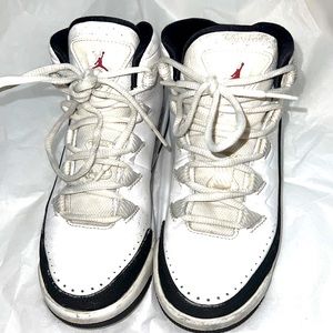 Clear out Sale🎈🎈Kids Jordan basketball Sneakers